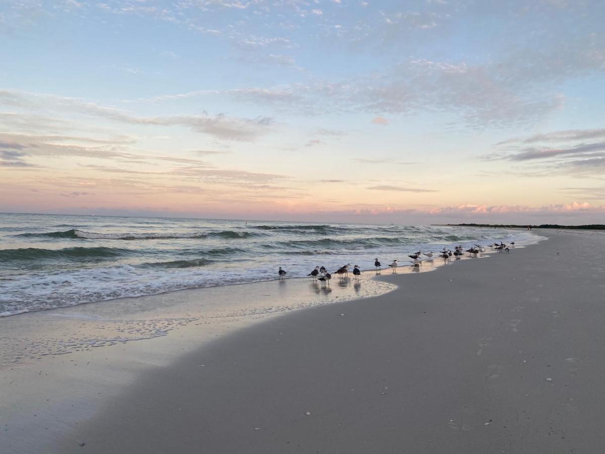 Olde Marco Inn Marco Island Εξωτερικό φωτογραφία